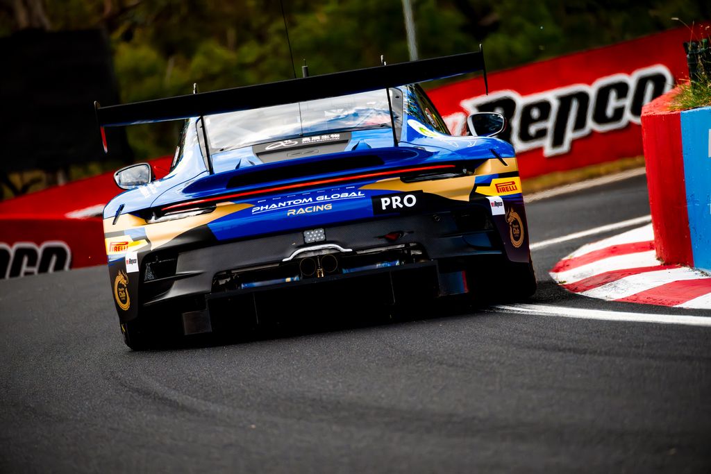Stærk Bathurst-debut: Bastian Buus halvandet sekund fra podiet i Australien
(Foto: Phantom Global Racing)